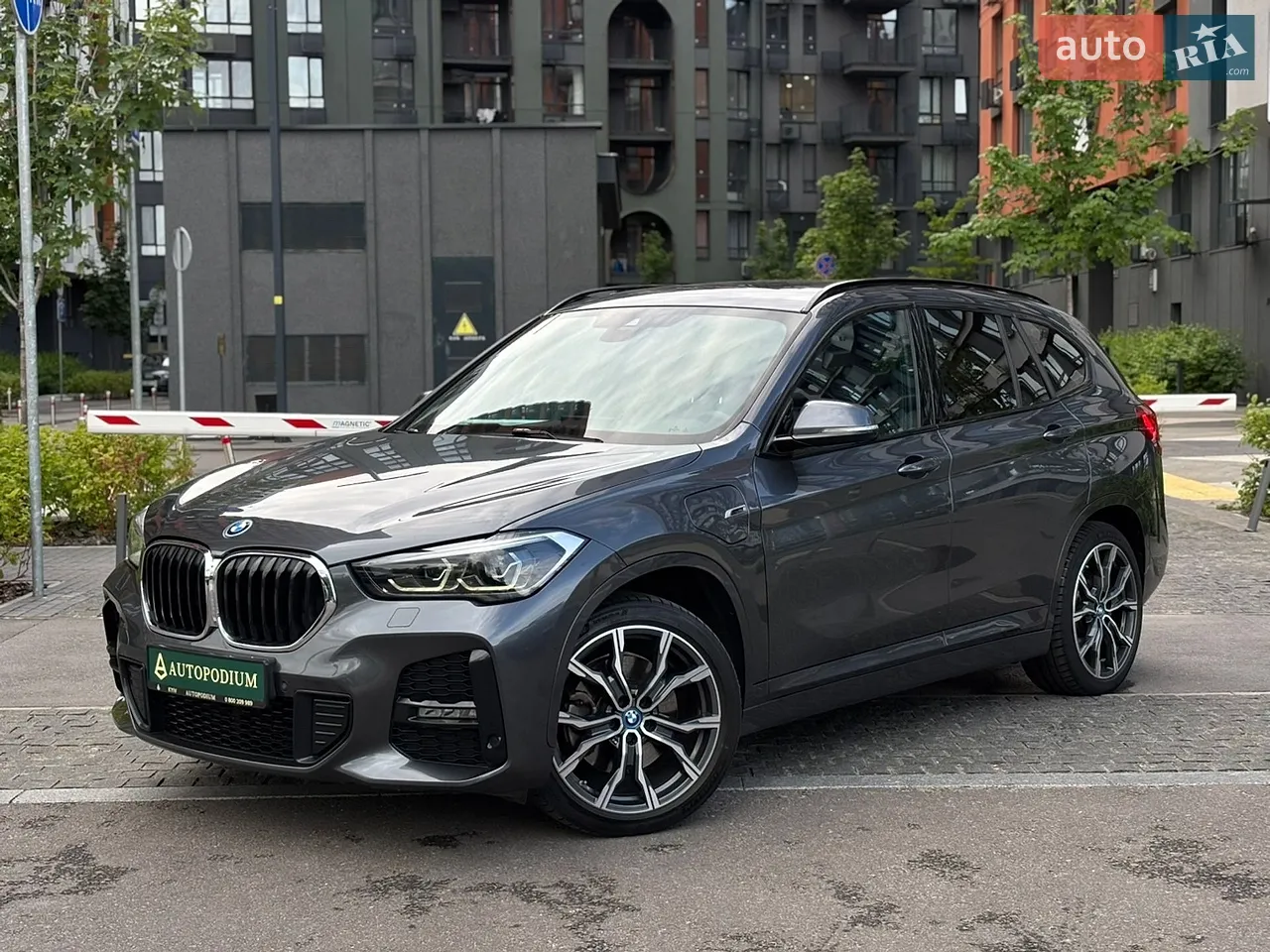 2017 BMW 5er - мініатюра 41