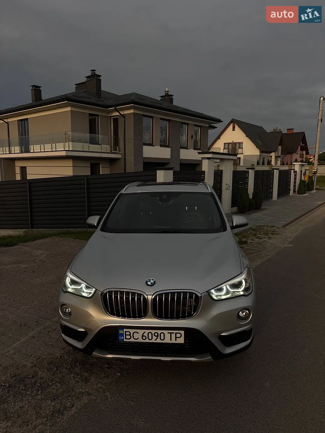 2016 BMW X1 - мініатюра 12