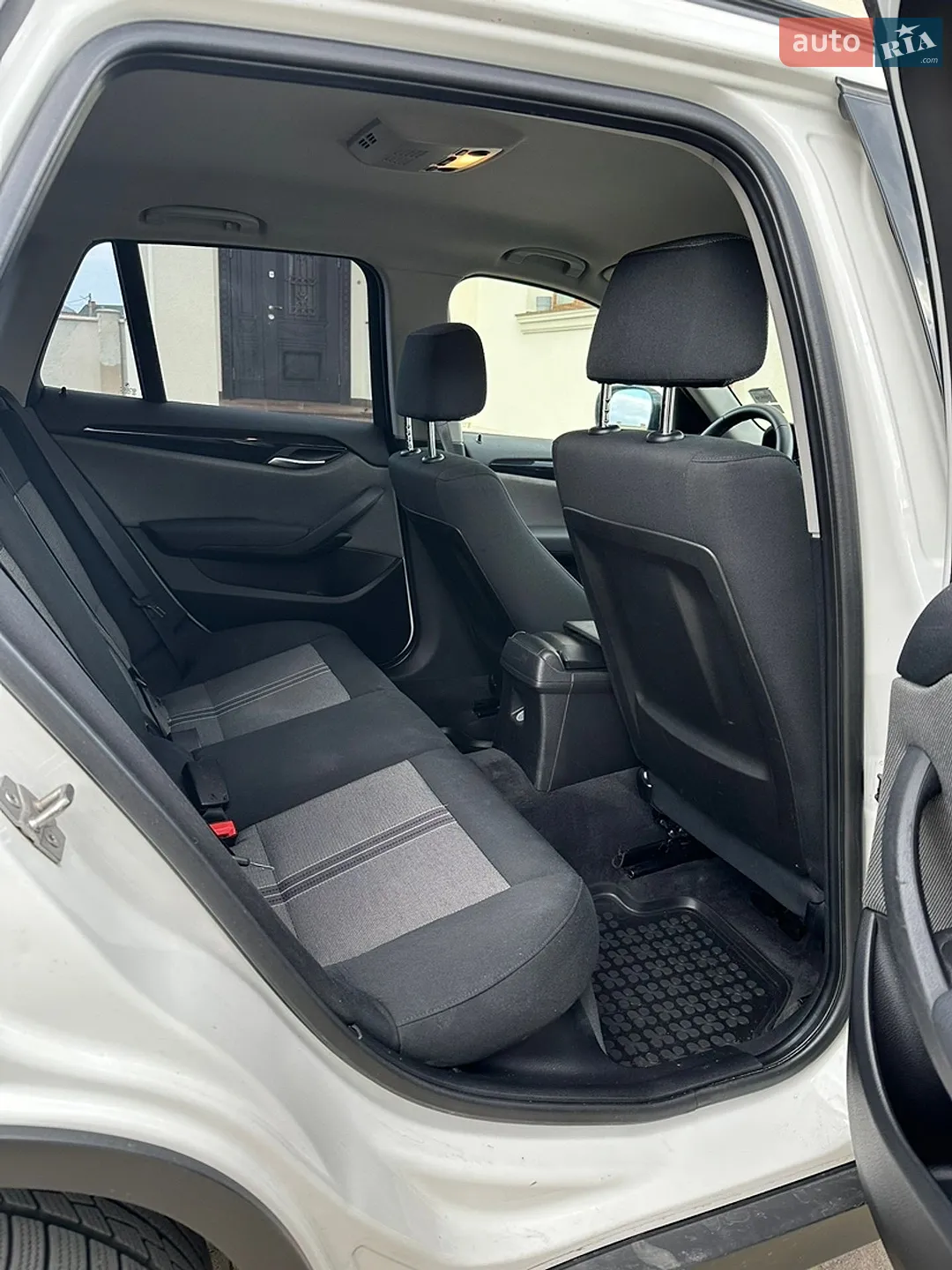 2011 BMW X1 - мініатюра 16