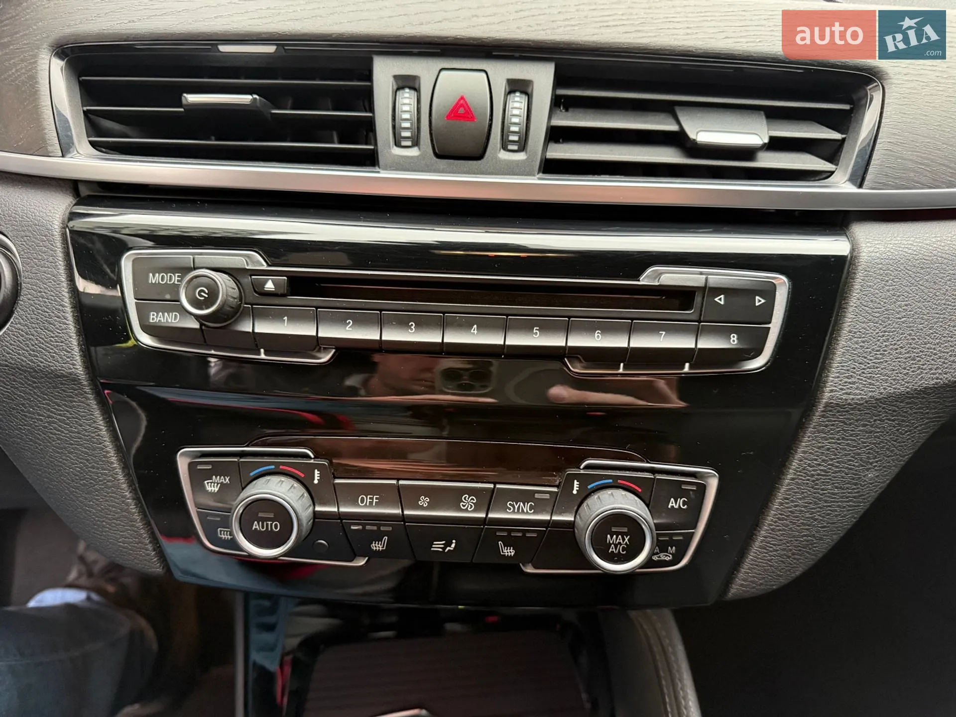 2016 BMW X1 - мініатюра 14