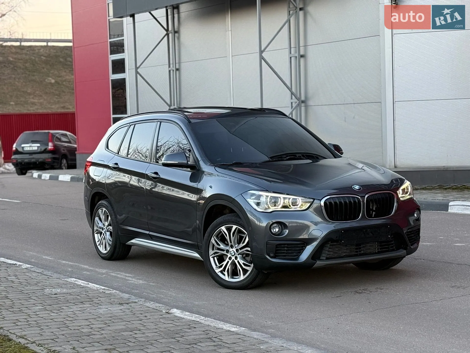 2019 BMW X1 - фото 1