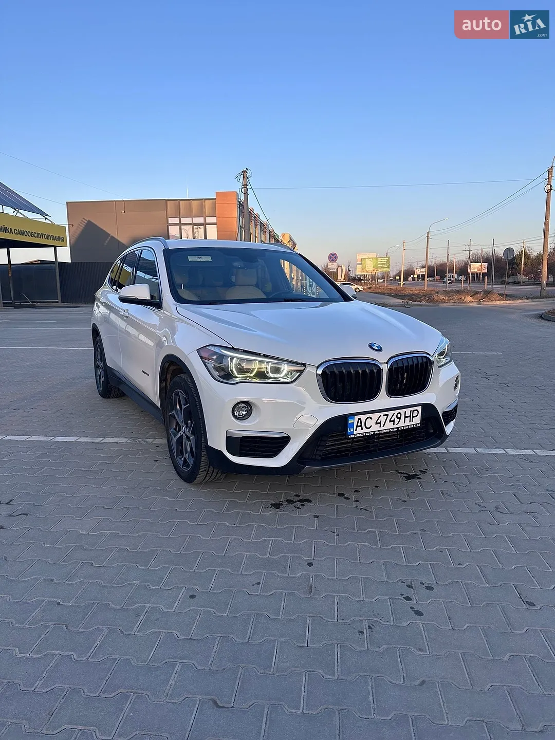 2016 BMW X1 - мініатюра 3