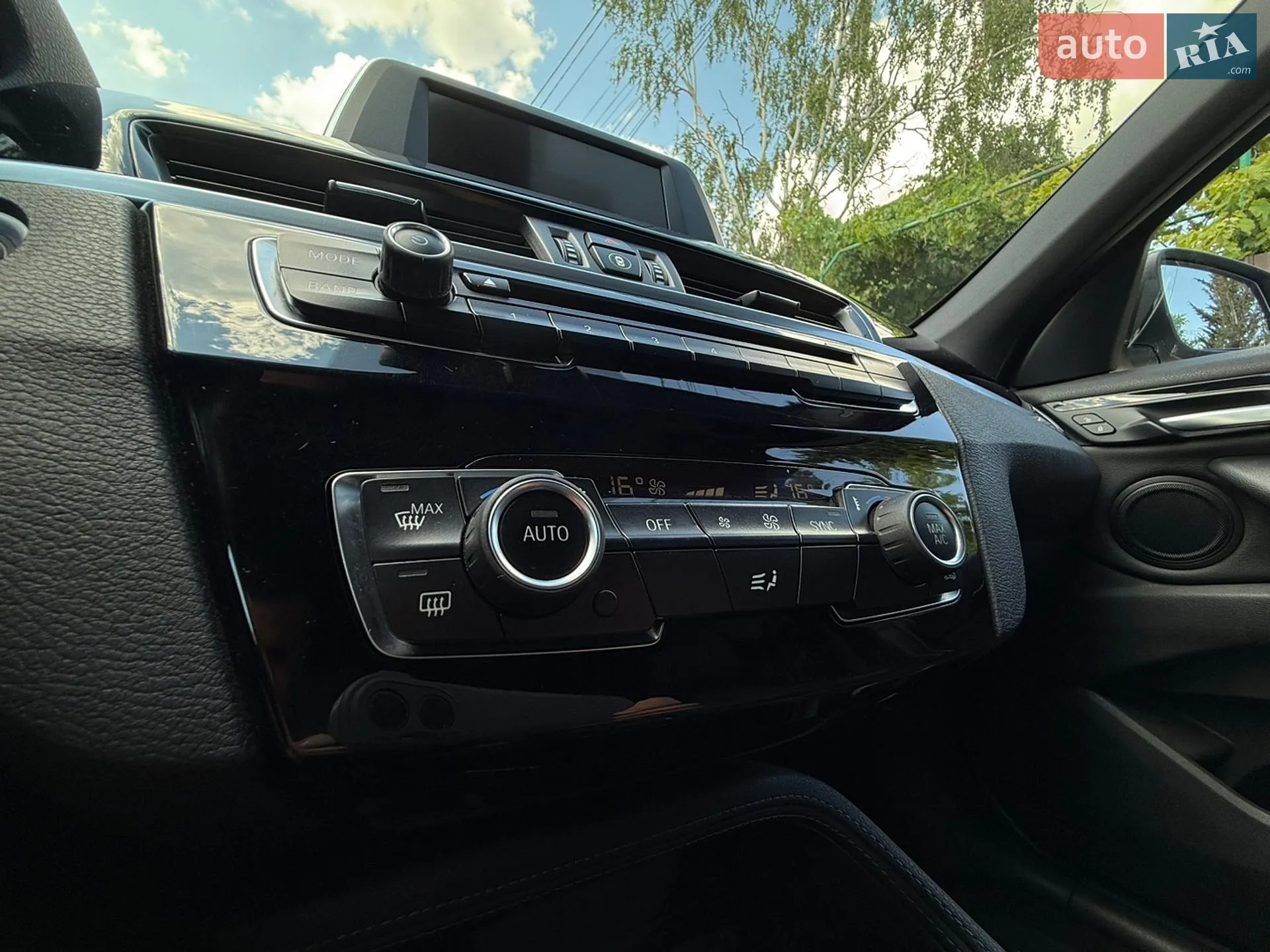 2015 BMW X1 - мініатюра 70