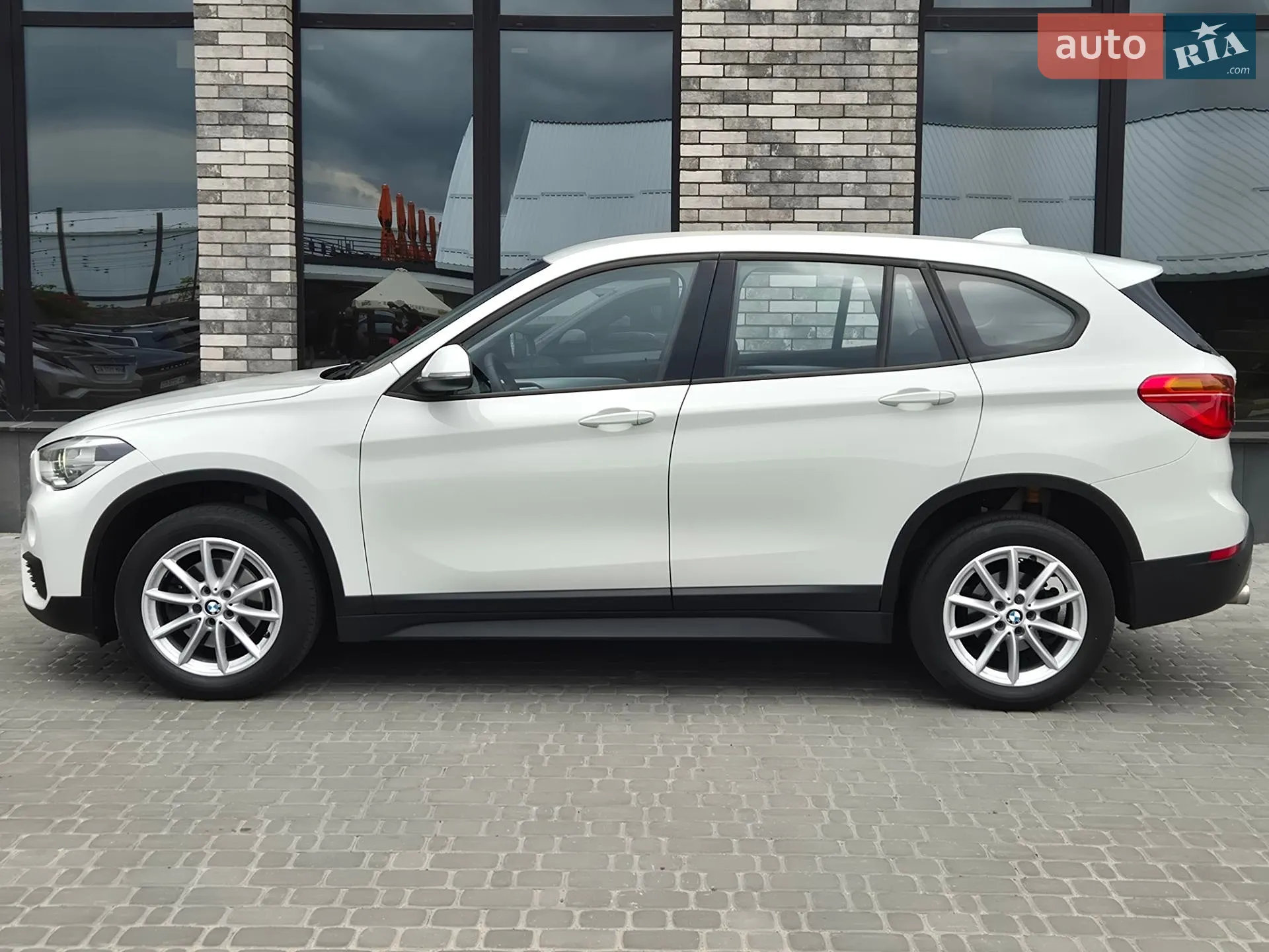 2017 BMW X1 - мініатюра 4
