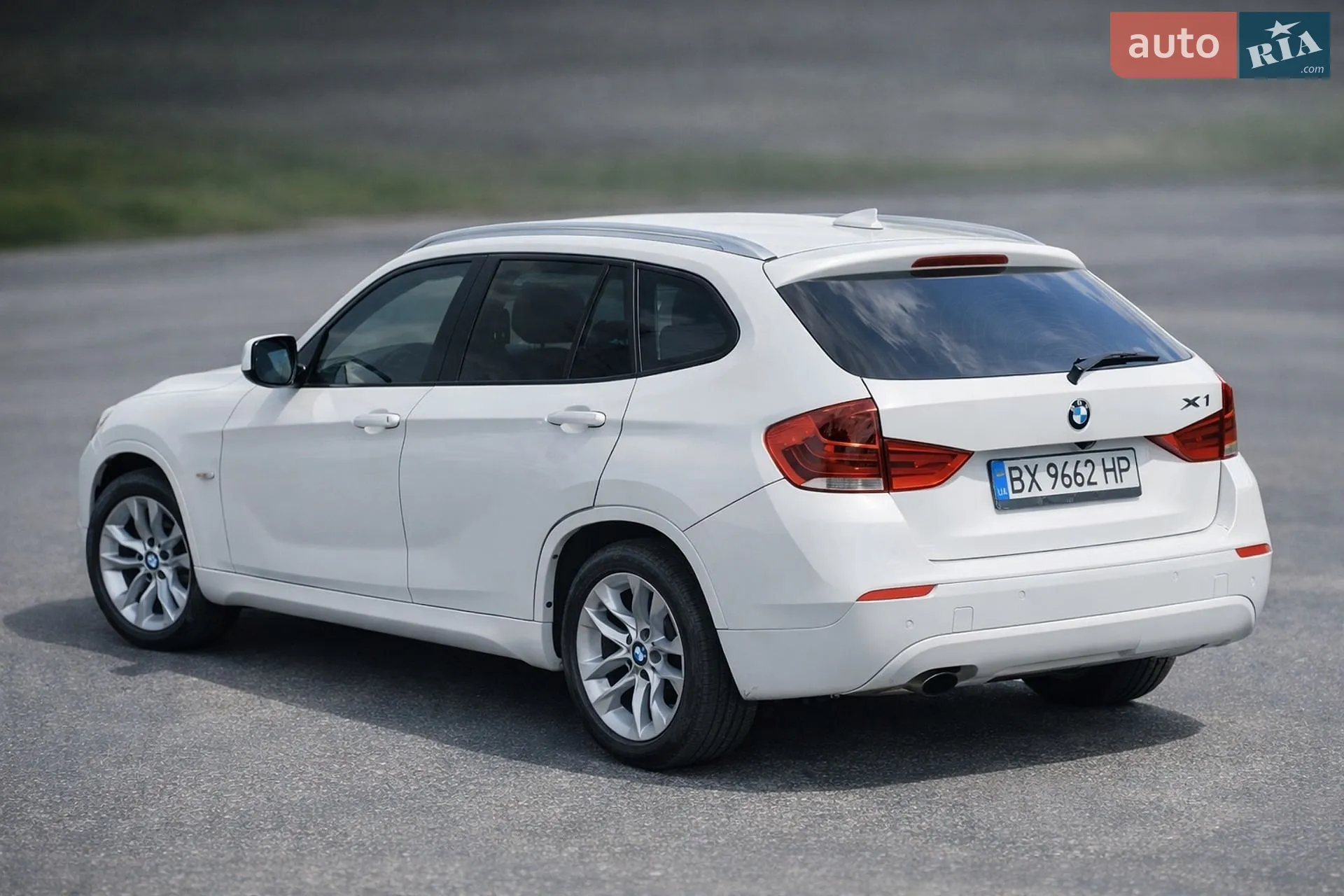 2010 BMW X1 - мініатюра 2
