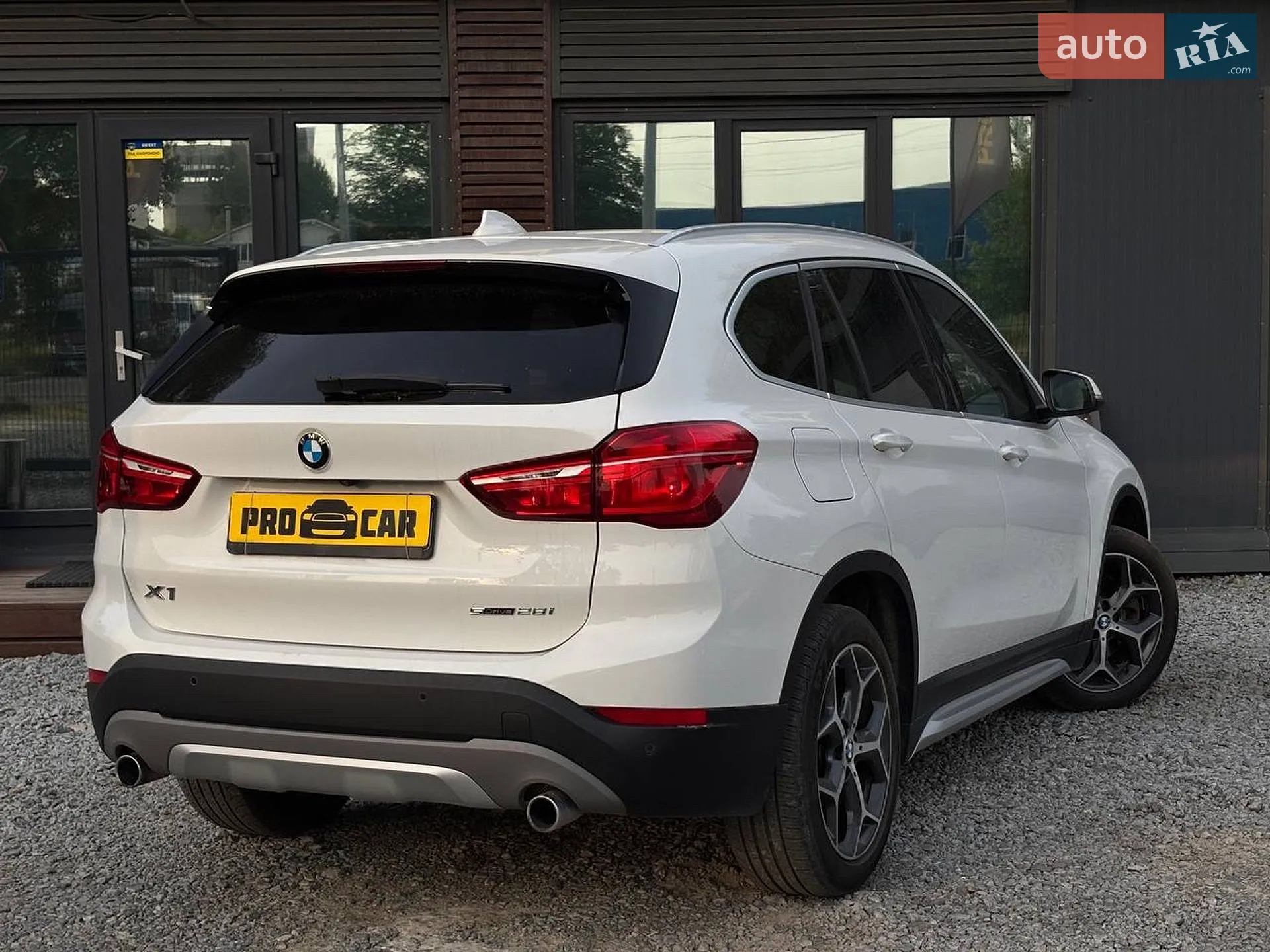 2018 BMW X1 - мініатюра 3