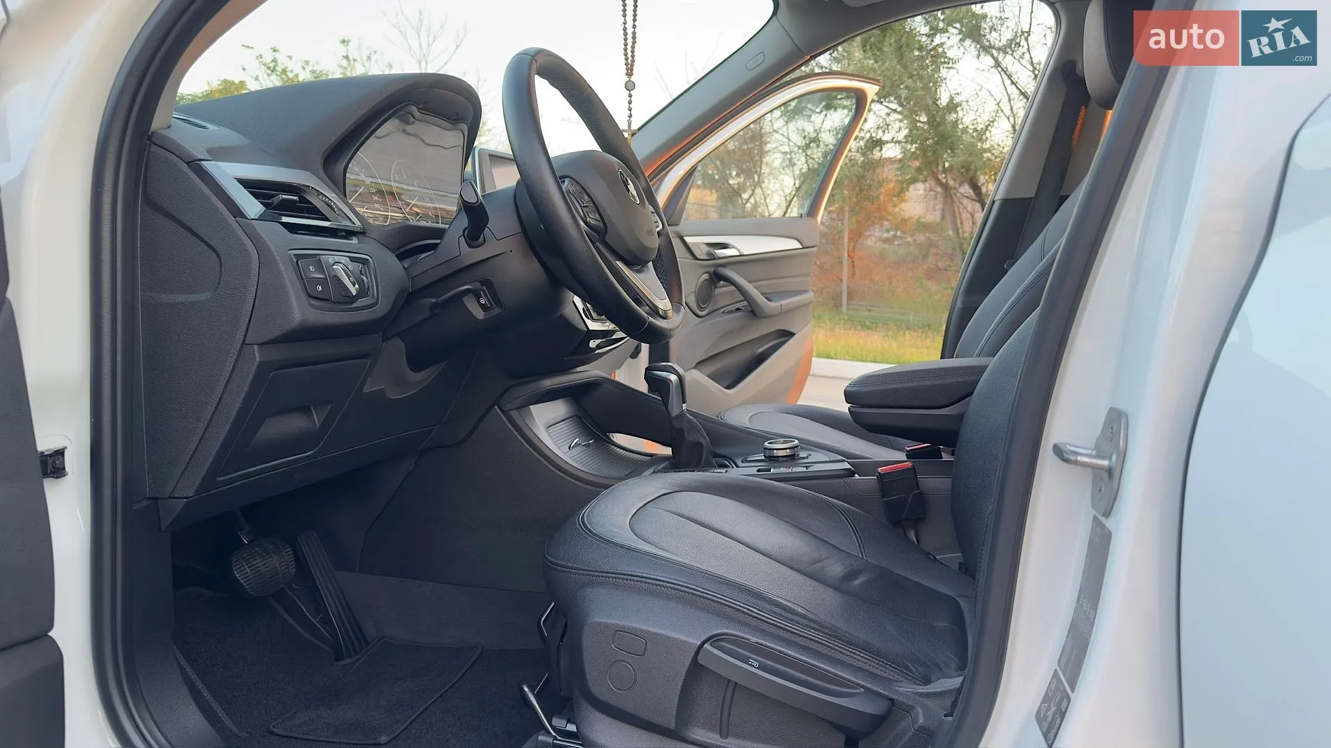 2016 BMW X1 - мініатюра 46