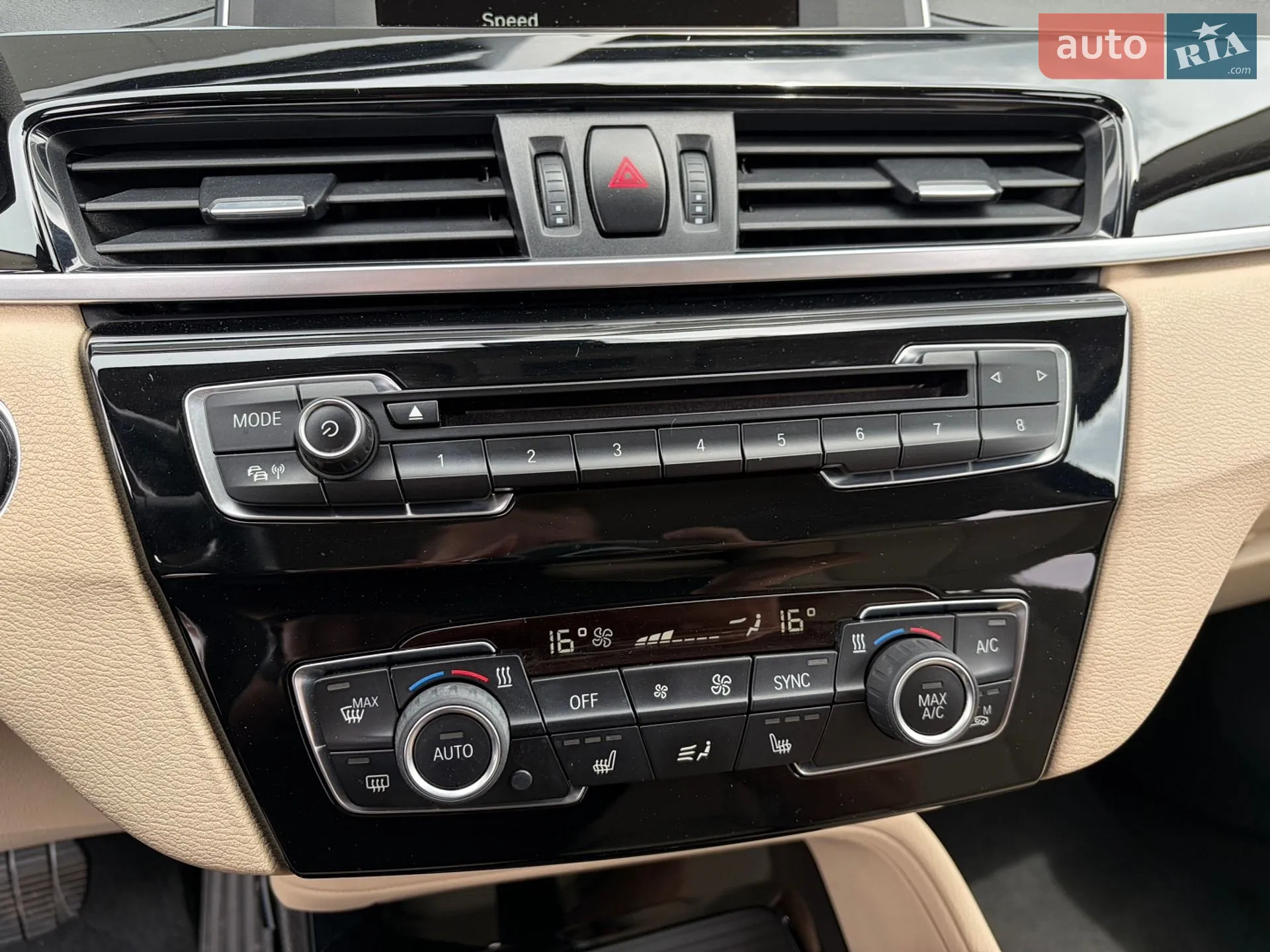 2016 BMW X1 - мініатюра 17