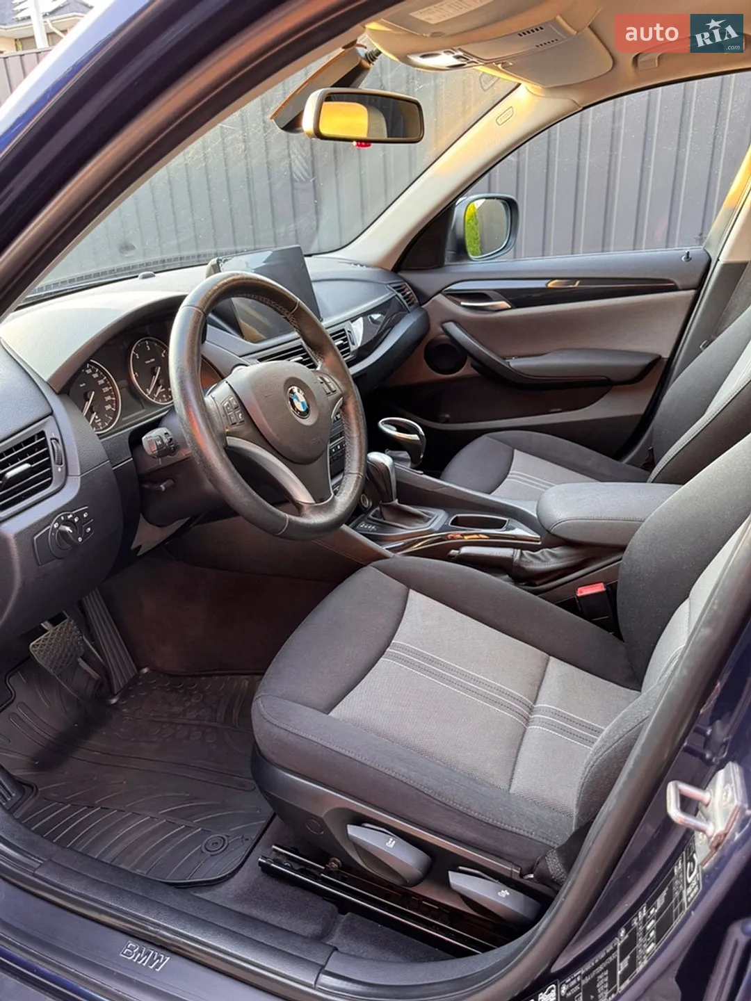 2010 BMW X1 - мініатюра 15