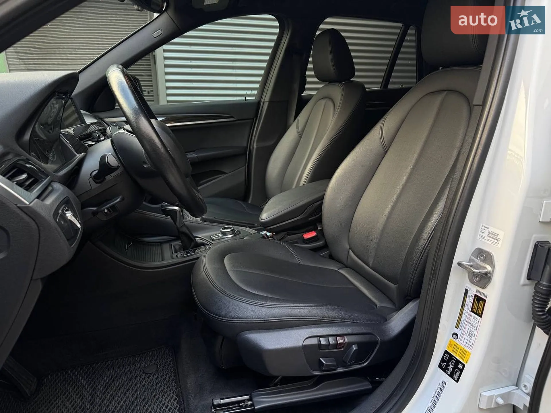 2016 BMW X1 - мініатюра 10