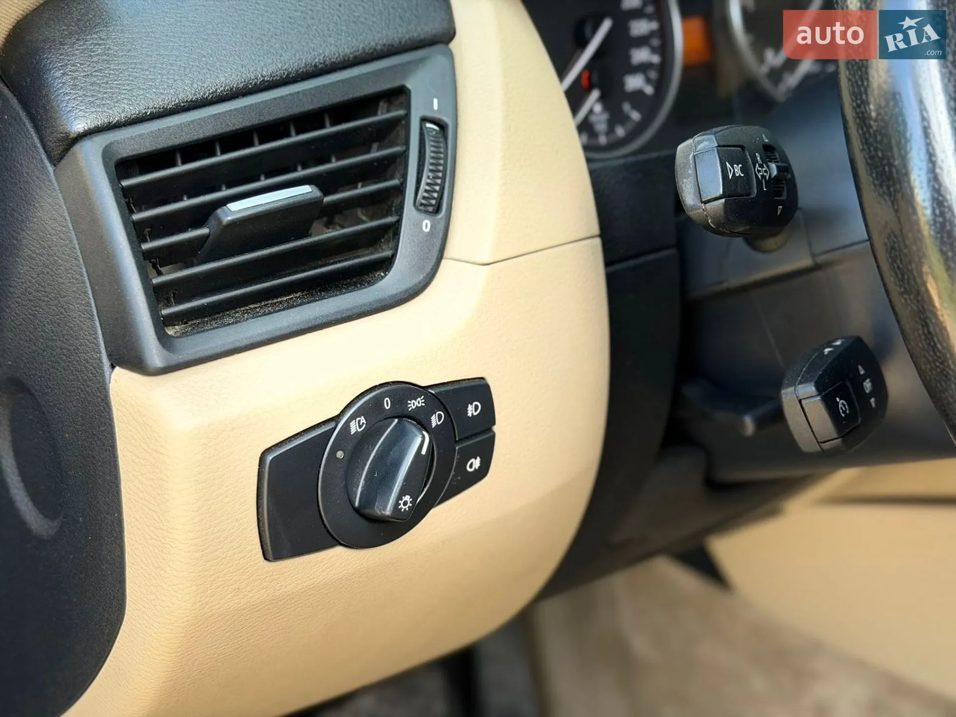 2011 BMW X1 - мініатюра 24