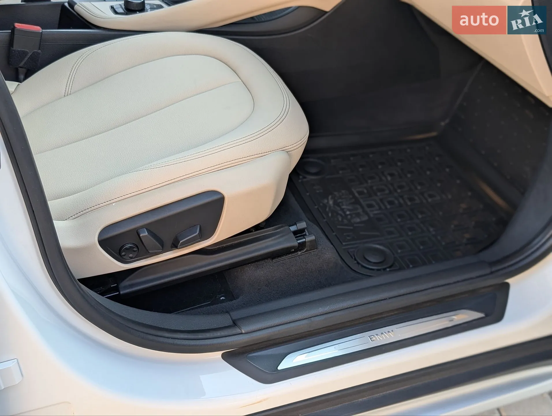 2016 BMW X1 - мініатюра 45