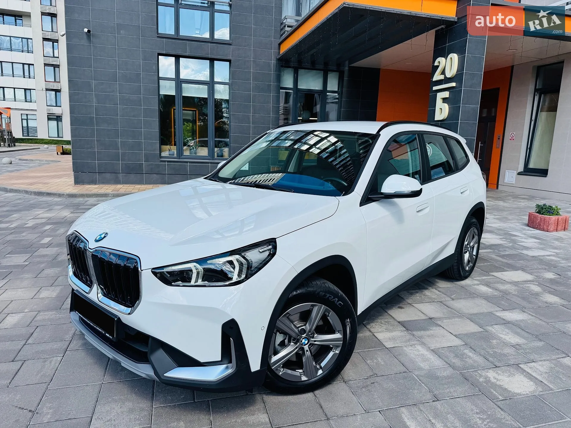 2024 BMW X1 - мініатюра 2