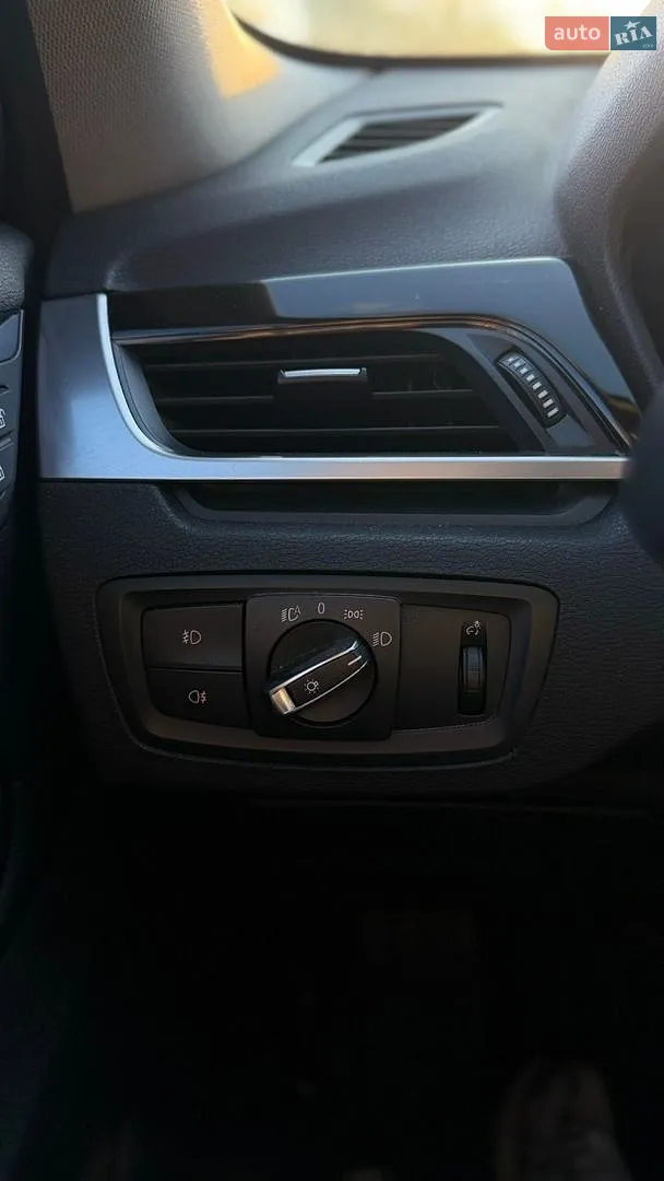 2017 BMW X1 - мініатюра 10