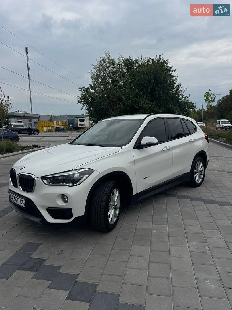2016 BMW X1 - мініатюра 2