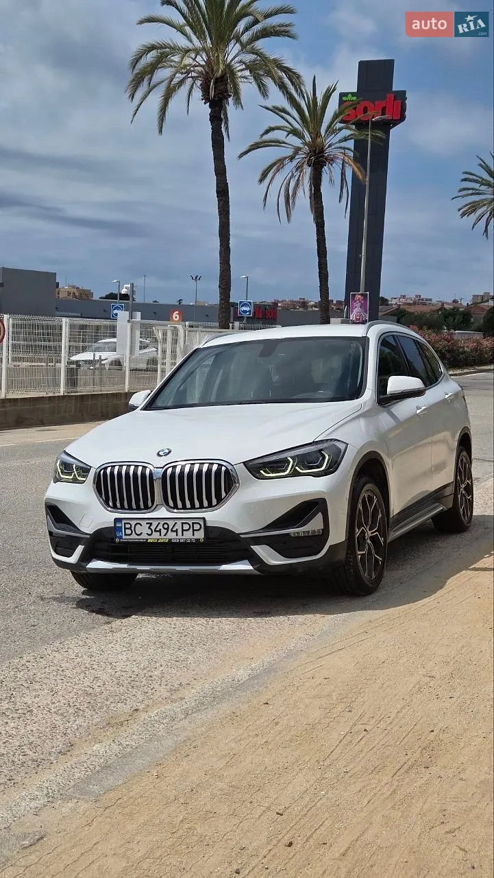2020 BMW X1 - фото 1