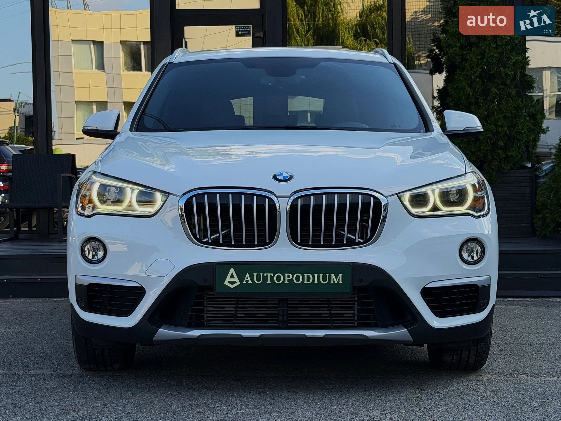 2016 BMW X1 - мініатюра 2