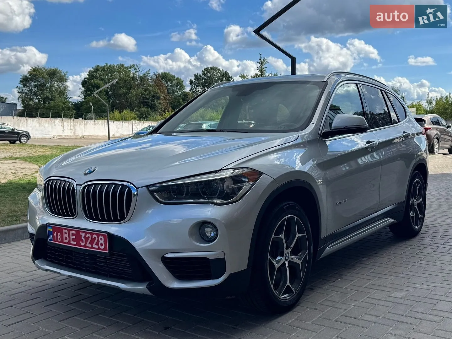 2016 BMW X1 - мініатюра 4