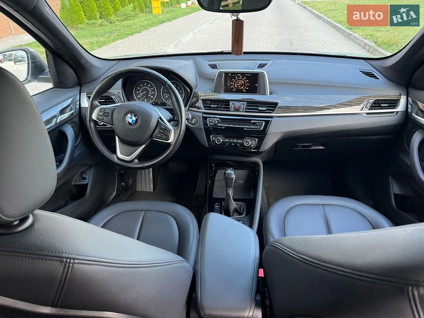 2016 BMW X1 - мініатюра 37