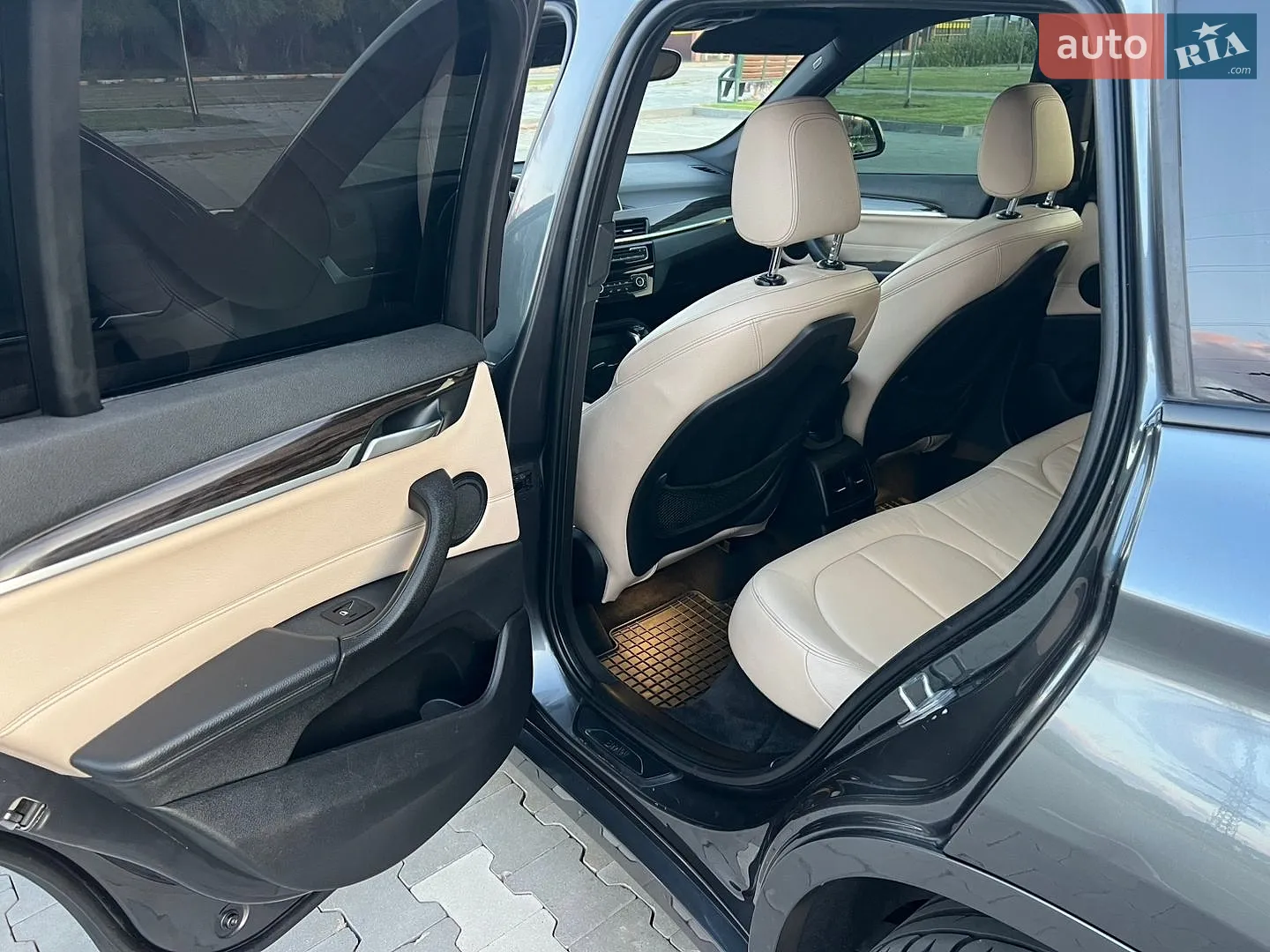 2017 BMW X1 - мініатюра 12