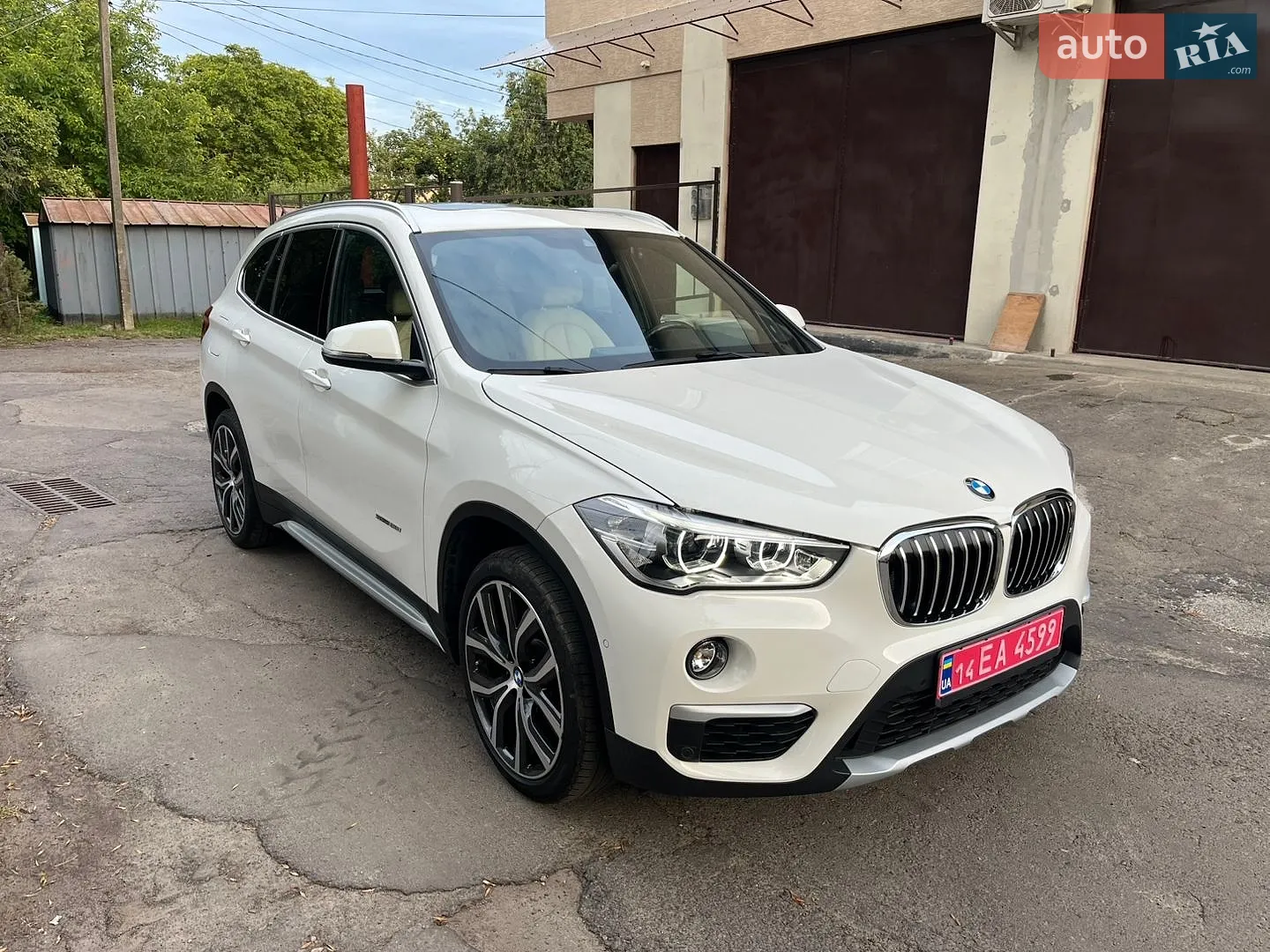 2016 BMW X1 - мініатюра 2