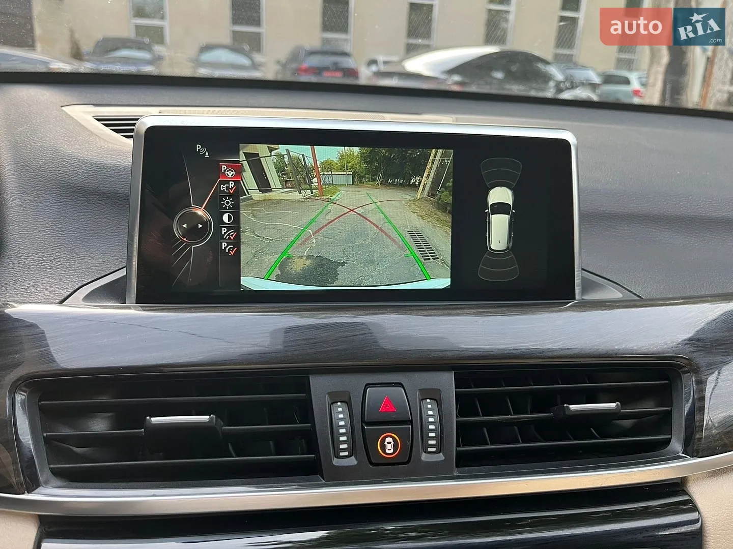 2016 BMW X1 - мініатюра 21