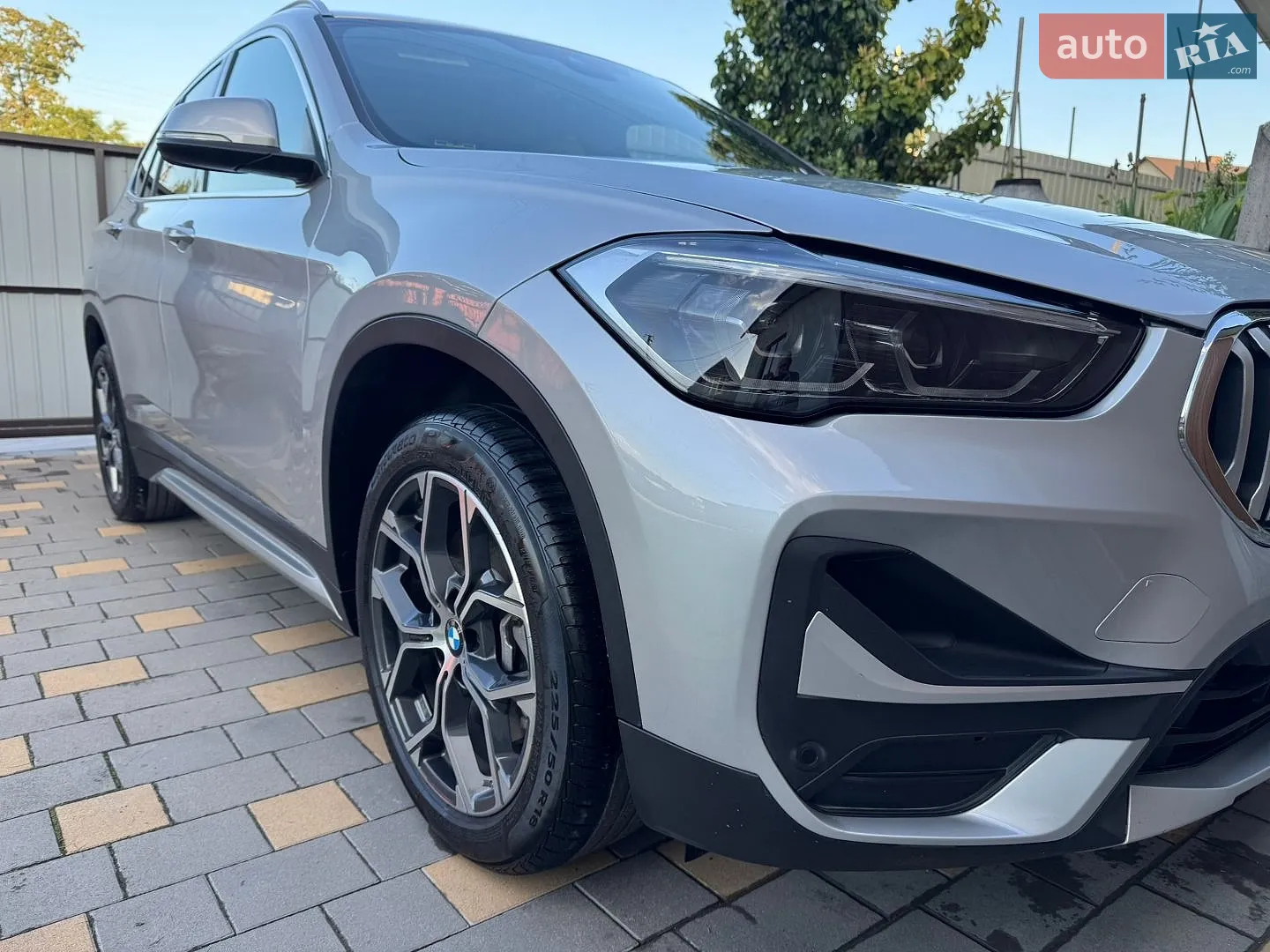 2020 BMW X1 - фото 1