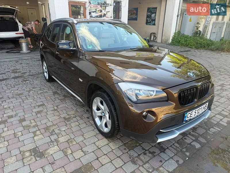 BMW X1 2011