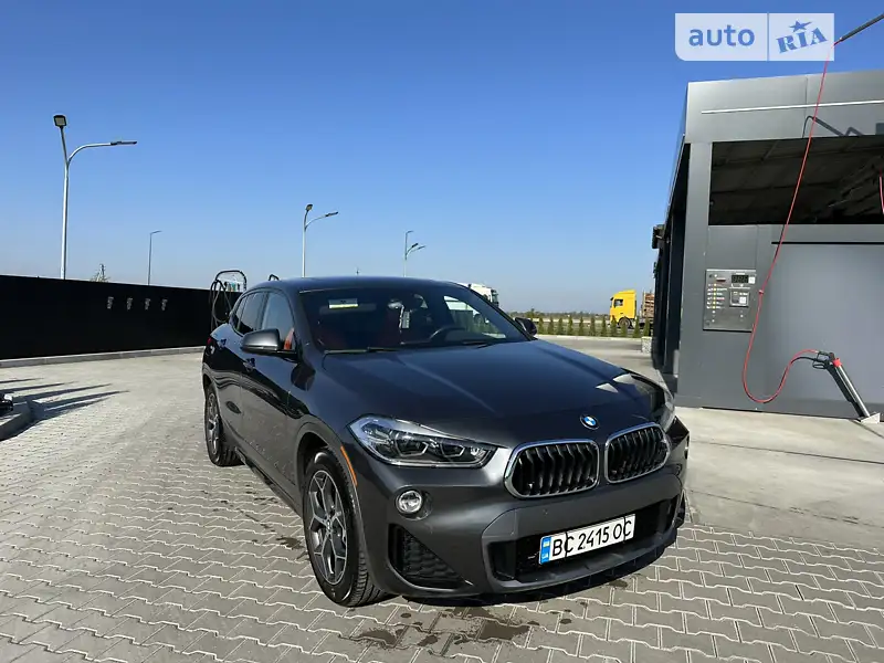 BMW X2