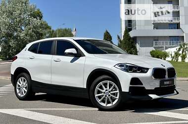 Позашляховик / Кросовер BMW X2 2022 в 