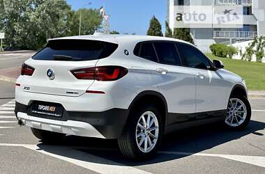 Позашляховик / Кросовер BMW X2 2022 в 