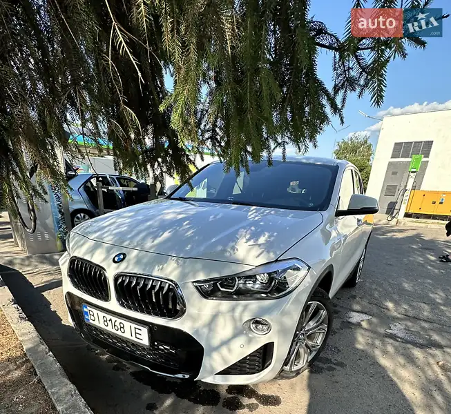 BMW X2