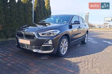 Внедорожник / Кроссовер BMW X2 2018 в 