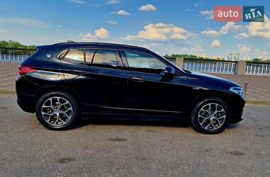 Внедорожник / Кроссовер BMW X2 2022 в 