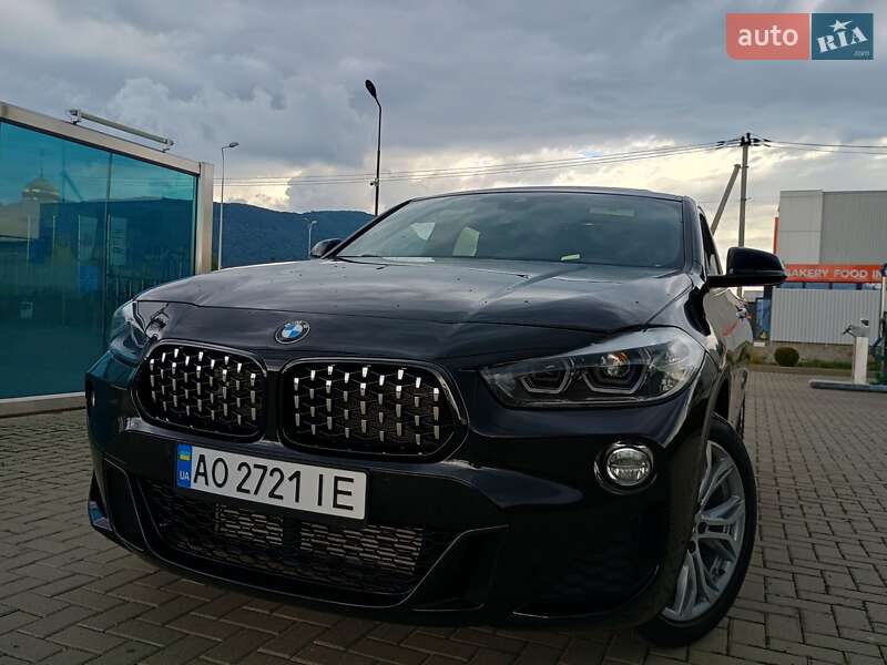 Внедорожник / Кроссовер BMW X2 2019 в 