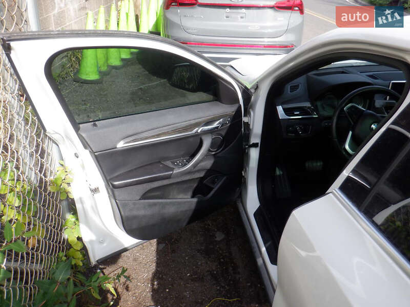 Внедорожник / Кроссовер BMW X2 2018 в Львове