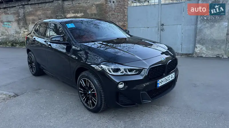 BMW X2