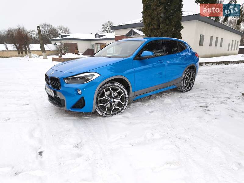 Внедорожник / Кроссовер BMW X2 2018 в Ромнах