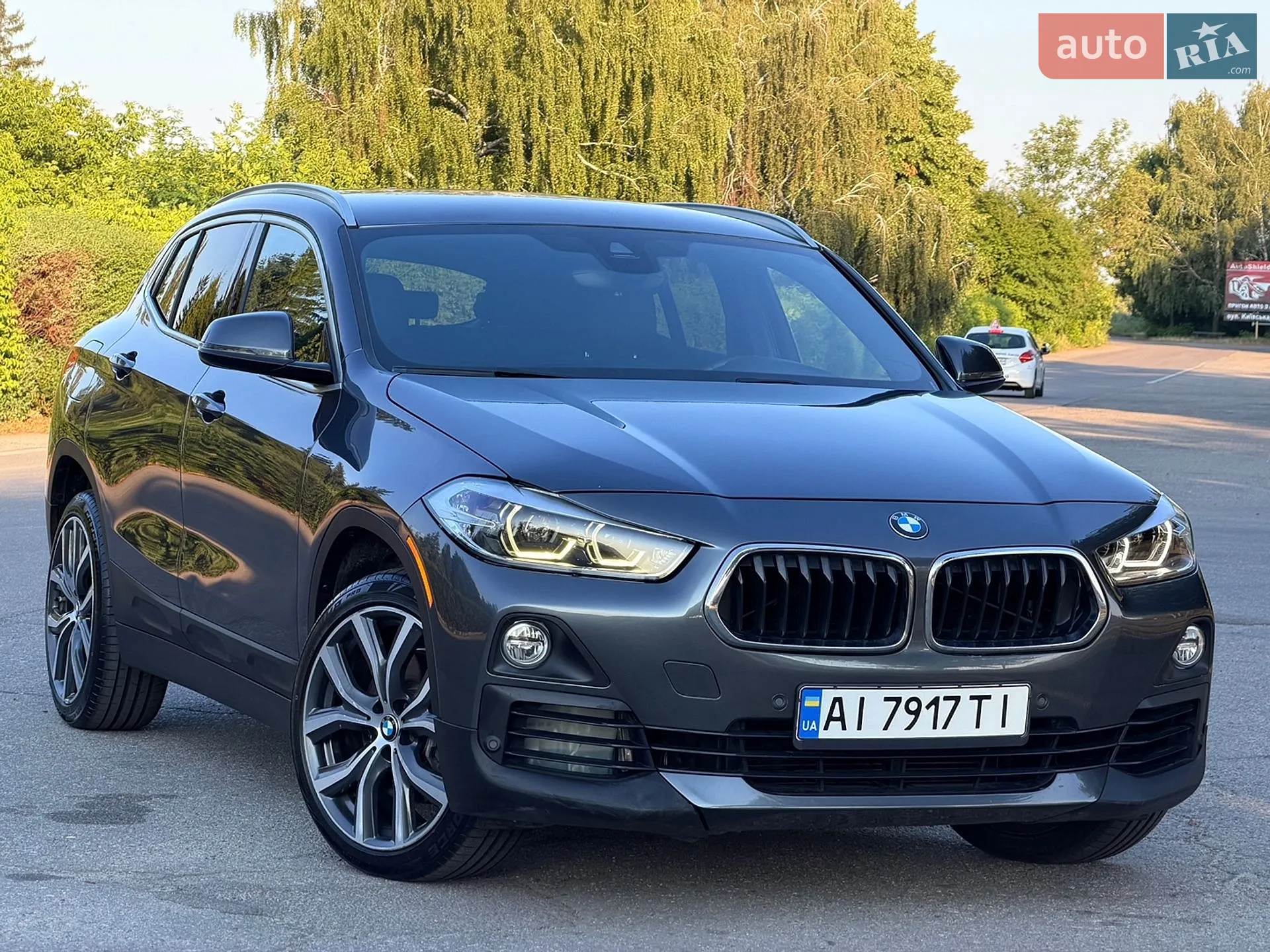 2019 BMW X2 - мініатюра 2