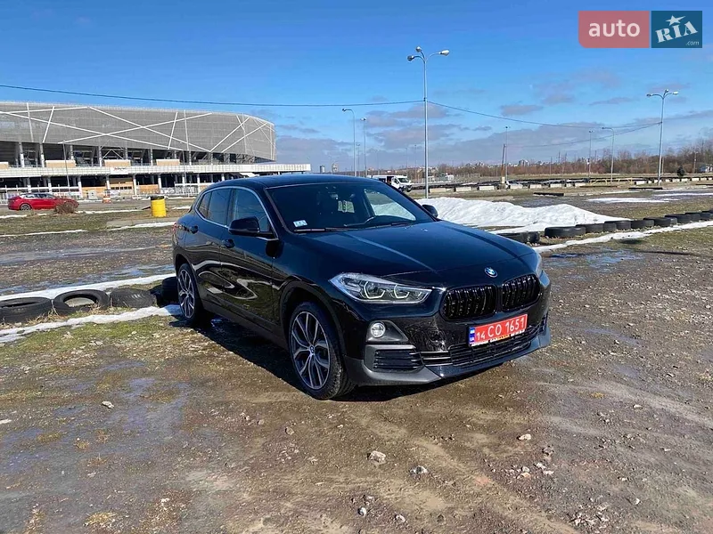 BMW X2