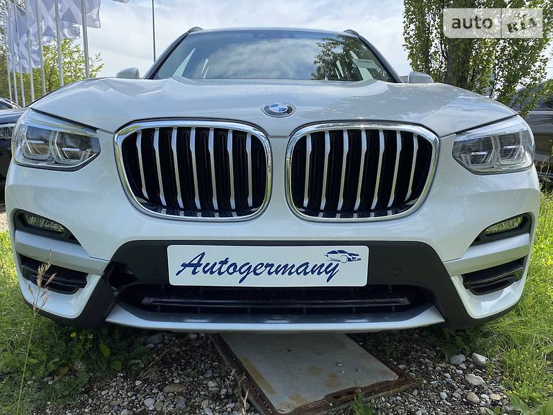 Внедорожник / Кроссовер BMW X3 2020 в Киеве
