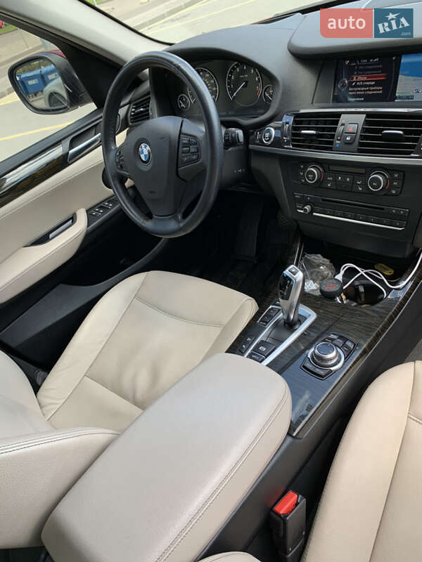 Внедорожник / Кроссовер BMW X3 2013 в Одессе