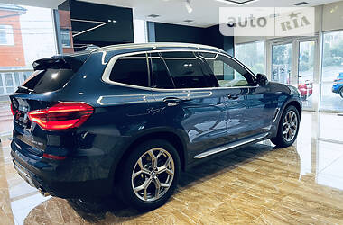 Внедорожник / Кроссовер BMW X3 2020 в Киеве