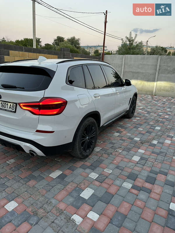 Позашляховик / Кросовер BMW X3 2018 в Дніпрі