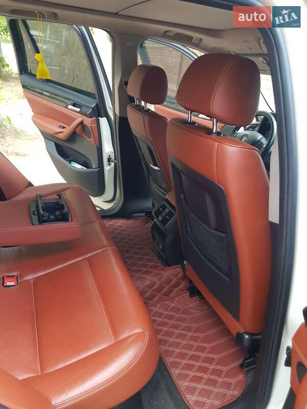 Внедорожник / Кроссовер BMW X3 2013 в Николаеве