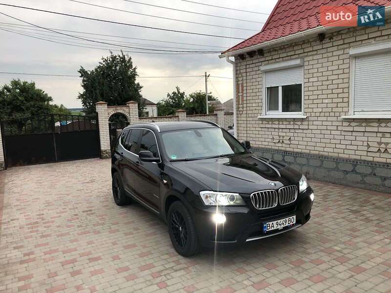 Позашляховик / Кросовер BMW X3 2011 в Новоархангельську