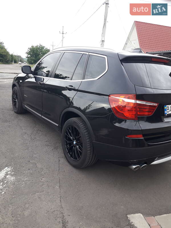 Позашляховик / Кросовер BMW X3 2011 в Новоархангельську