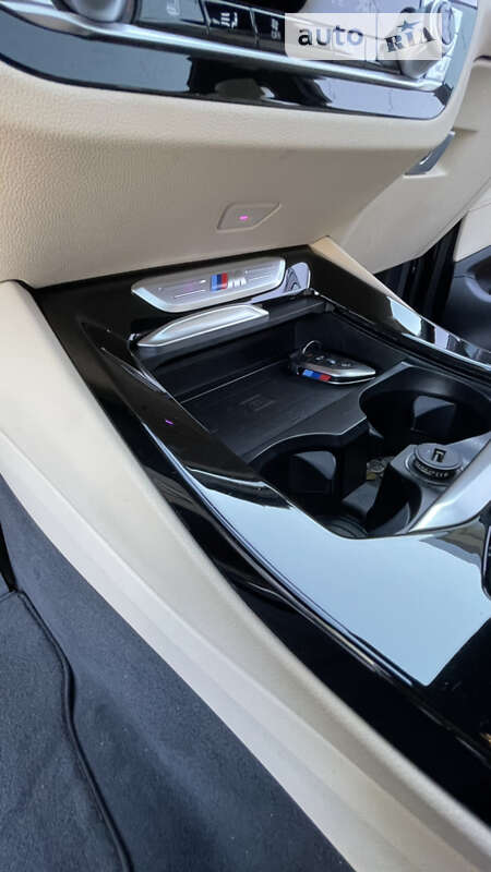 Внедорожник / Кроссовер BMW X3 2021 в Киеве