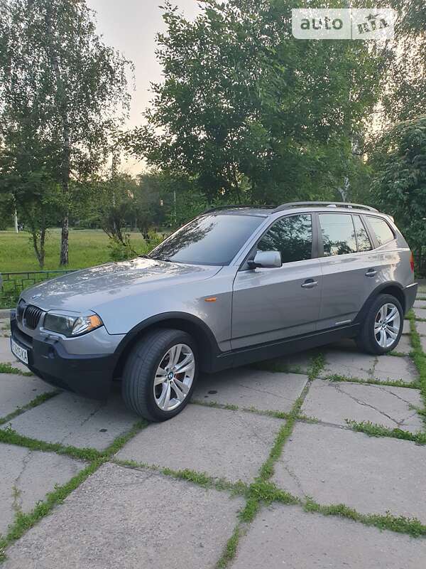 Внедорожник / Кроссовер BMW X3 2004 в Харькове