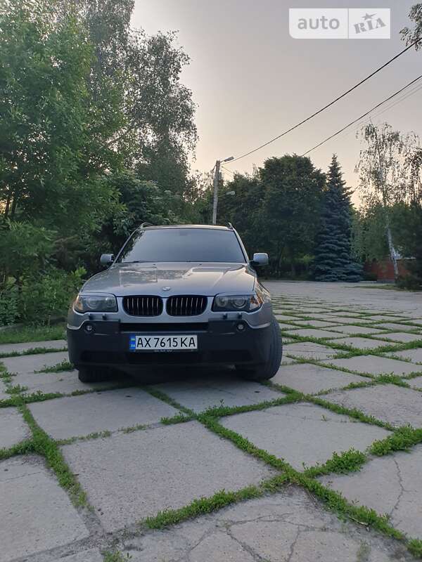 Внедорожник / Кроссовер BMW X3 2004 в Харькове